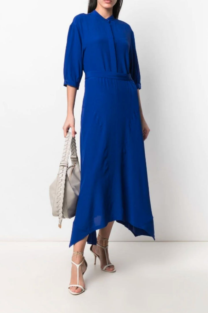 Reflect The Royal Blue